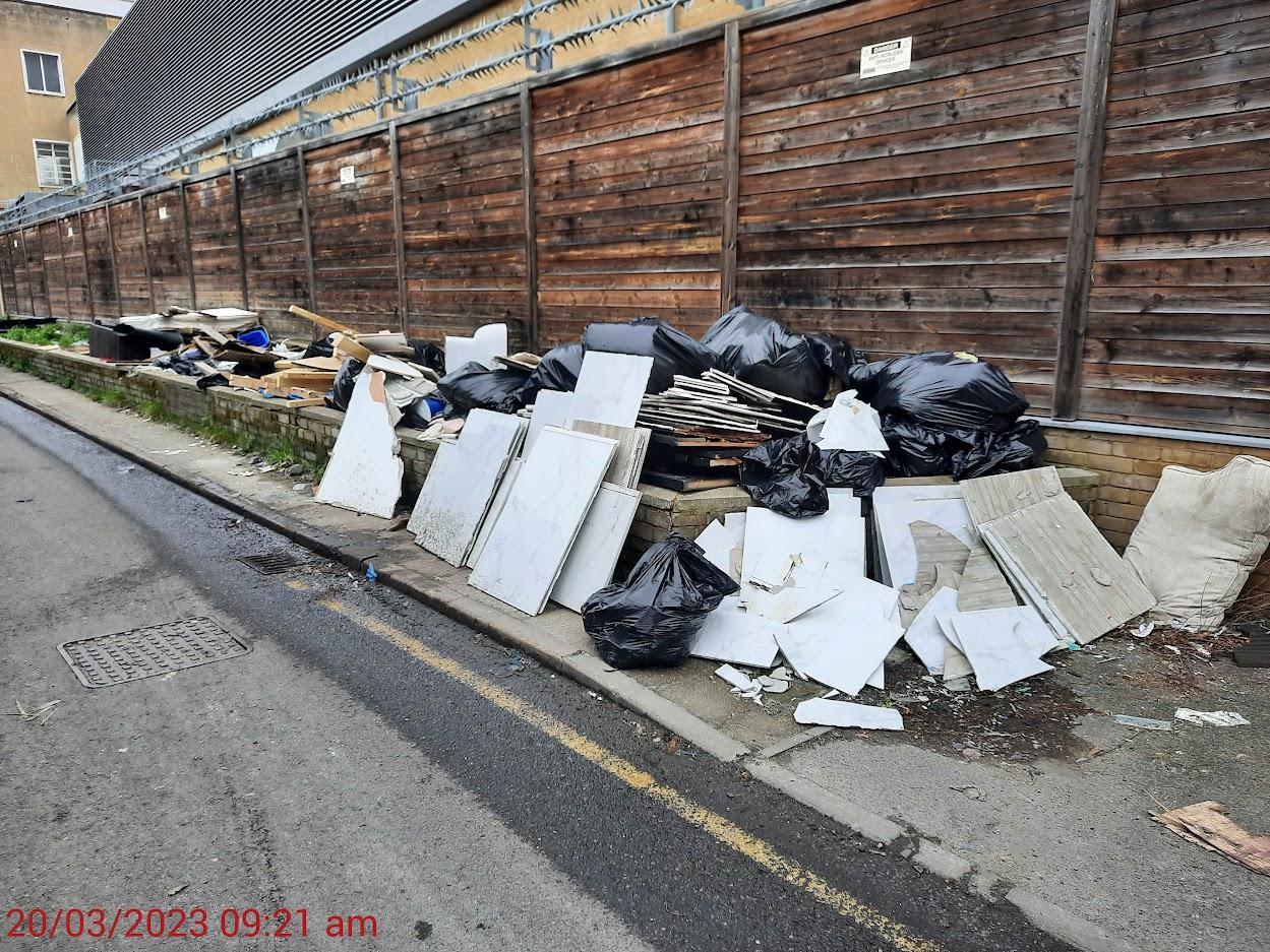 Fly-tipping my Akaya Lounge