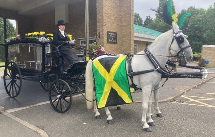 Image of a horse and carriage at Slough Cemetery and Crematorium