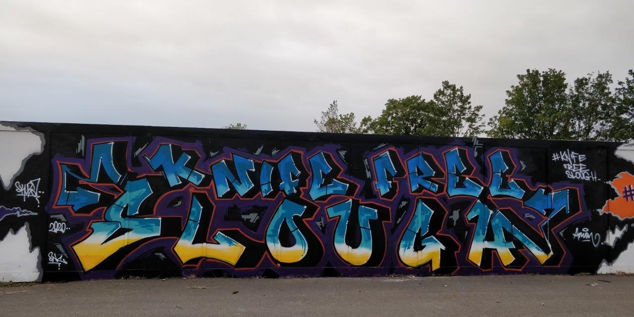 Aik saath graffitti wall - knife free Slough