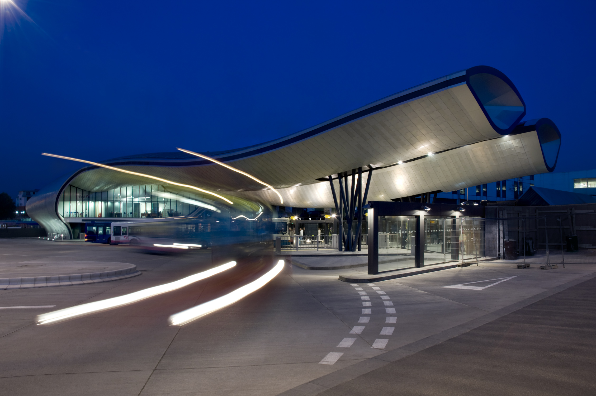 Image of the former bus station at night
