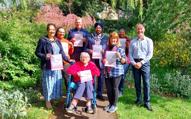 Slough in Bloom committee and the Mayor and Mayoress at Herschel Park