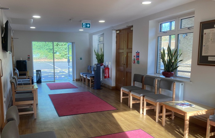 Image of the waiting room at Slough Cemetery and Crematorium